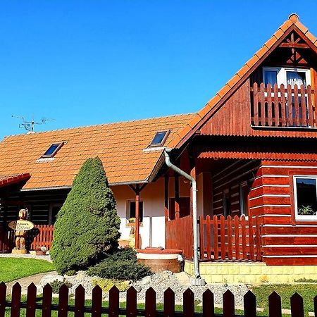Roubenka Rozkos Villa Nové Město nad Metují Exterior foto